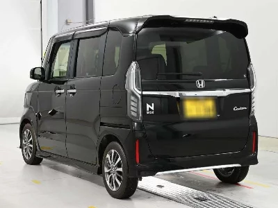 HONDA N BOX CUSTOM