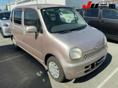 Daihatsu Move Latte