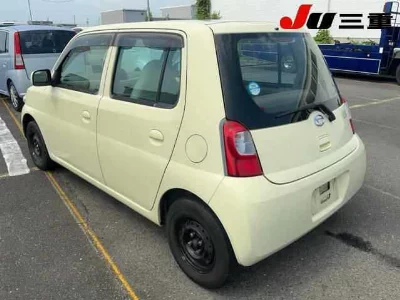 DAIHATSU ESSE
