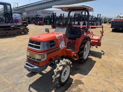 KUBOTA KUBOTA