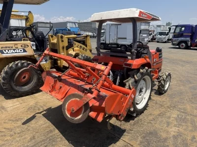 KUBOTA KUBOTA