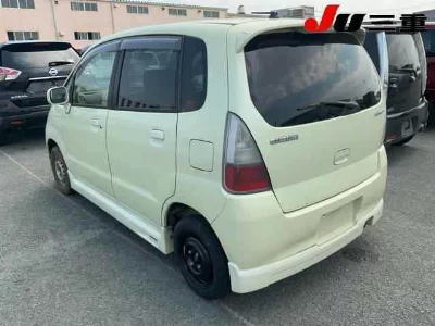 SUZUKI MRWAGON
