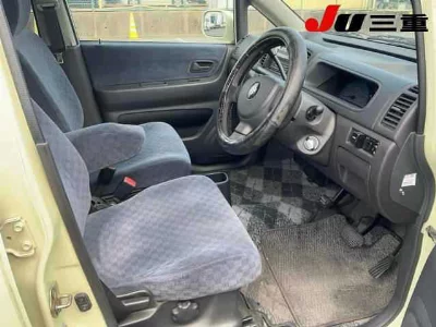 SUZUKI MRWAGON