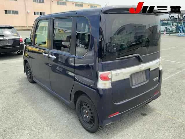 Daihatsu Tanto  с аукциона в Японии