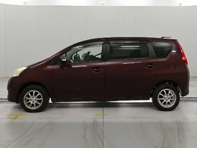 TOYOTA PASSO SETTE