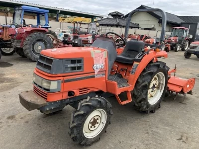 KUBOTA KUBOTA