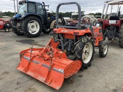 KUBOTA KUBOTA