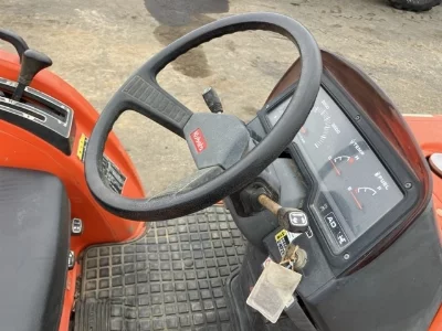 KUBOTA KUBOTA