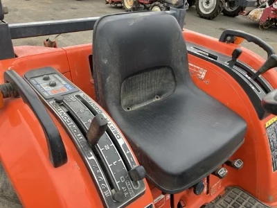 KUBOTA KUBOTA