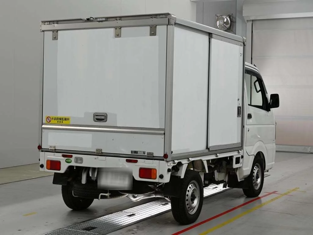 Nissan NT100 Clipper  с аукциона в Японии