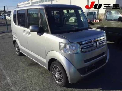 HONDA N BOX +