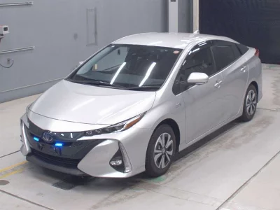 TOYOTA PRIUS PHV
