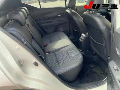 NISSAN KICKS