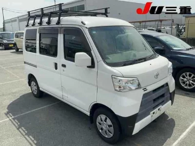 Toyota Pixis Van