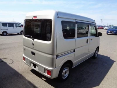 NISSAN NV100 CLIPPER