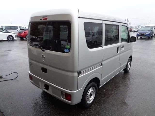 Nissan NV100 Clipper  с аукциона в Японии