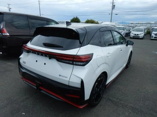 Nissan Aura  с аукциона в Японии