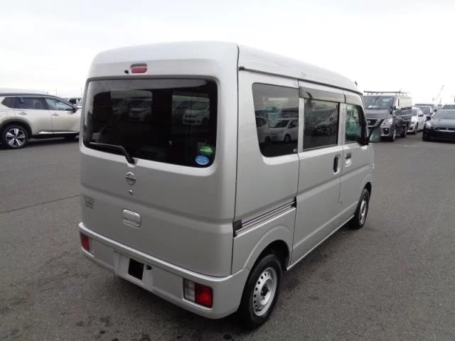 Nissan NV100 Clipper  с аукциона в Японии