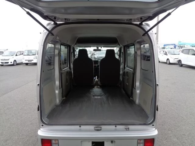 Nissan NV100 Clipper  с аукциона в Японии