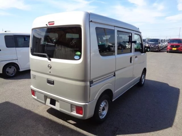 Nissan NV100 Clipper  с аукциона в Японии