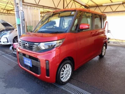 NISSAN ROOX