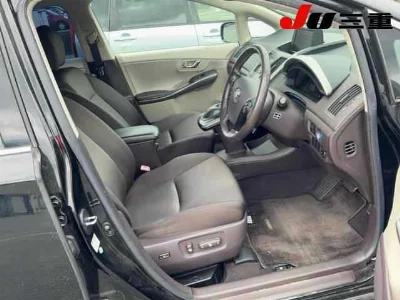 TOYOTA SAI