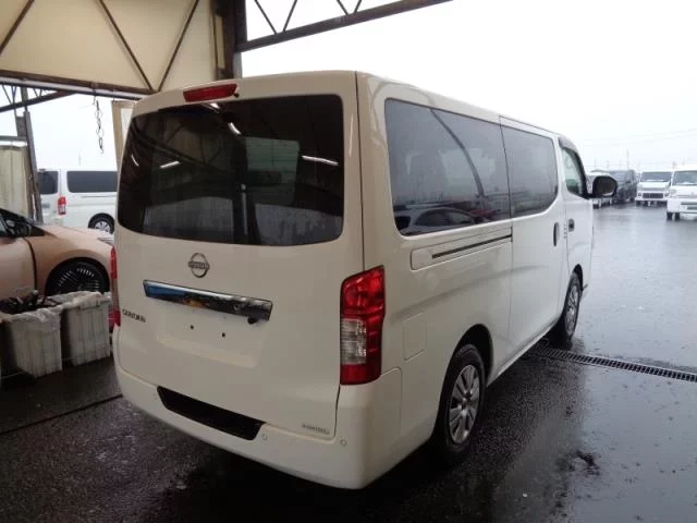 Nissan Caravan  с аукциона в Японии