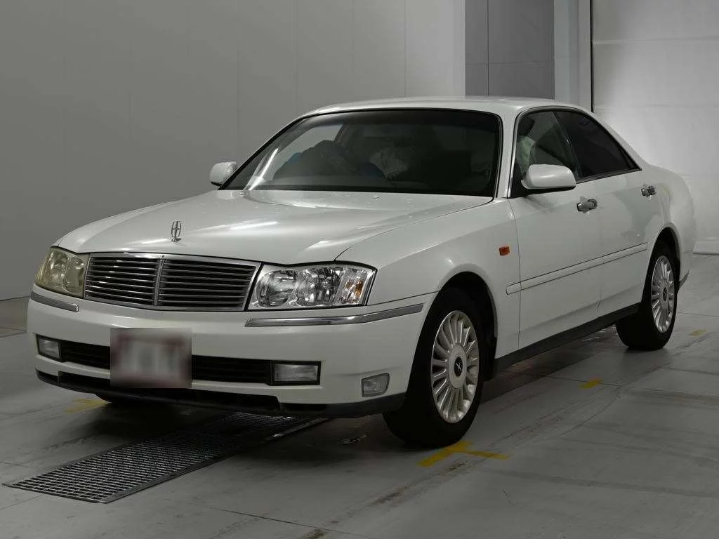 Nissan Cedric  с аукциона в Японии