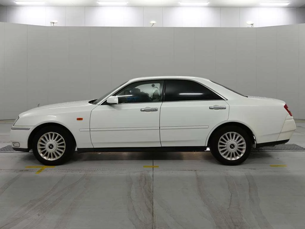 Nissan Cedric  с аукциона в Японии