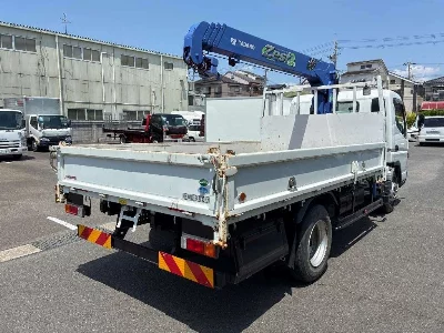 MITSUBISHI CANTER