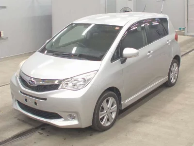 SUBARU TREZIA