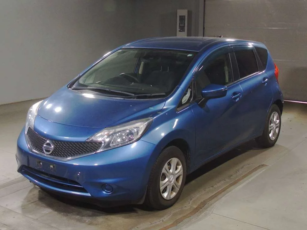 Nissan Note  с аукциона в Японии