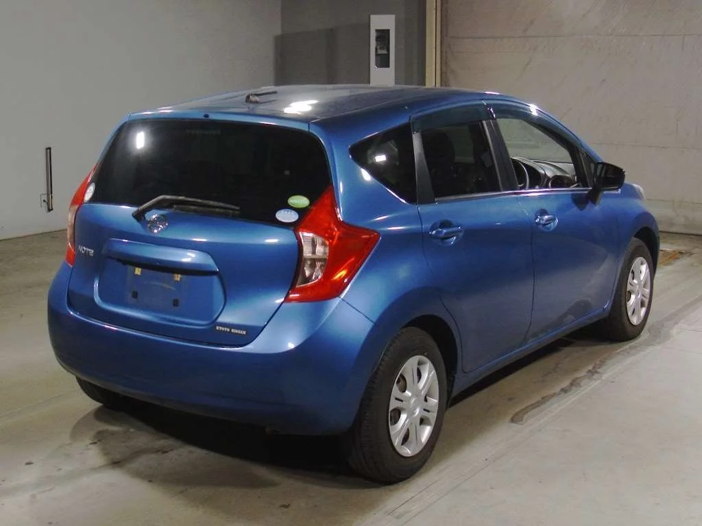 Nissan Note  с аукциона в Японии