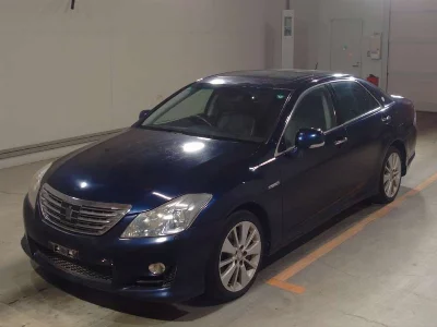 Toyota CROWN HYBRID