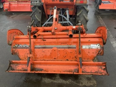 KUBOTA KUBOTA