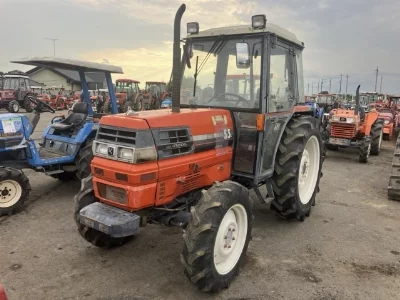 KUBOTA KUBOTA