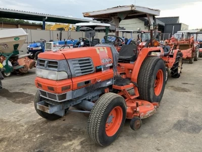 KUBOTA KUBOTA
