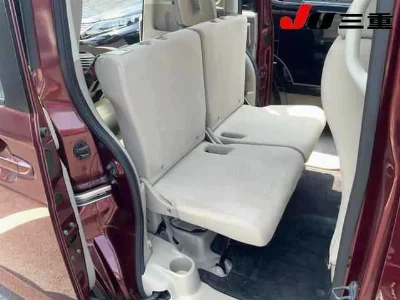 HONDA N BOX +