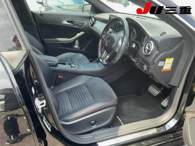 MERCEDES BENZ CLA