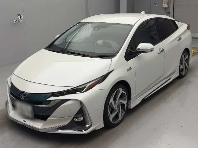 Toyota Prius PHV