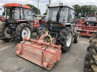 KUBOTA KUBOTA