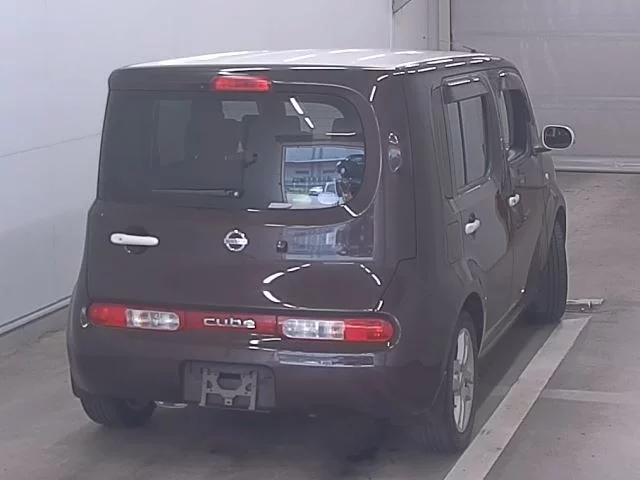 Nissan Cube  с аукциона в Японии