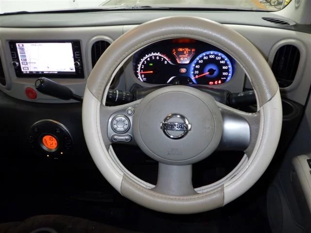 Nissan Cube  с аукциона в Японии