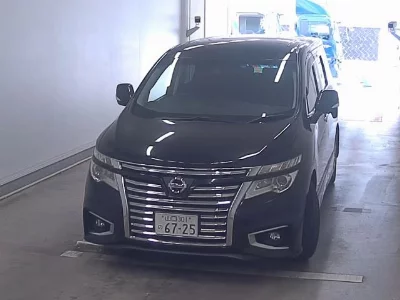 NISSAN ELGRAND
