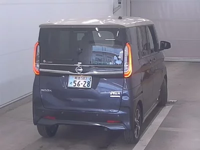 NISSAN ROOX