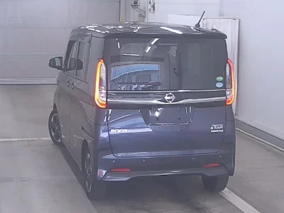 NISSAN ROOX