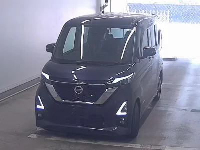 NISSAN ROOX