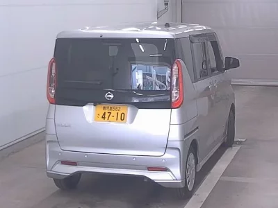 NISSAN ROOX