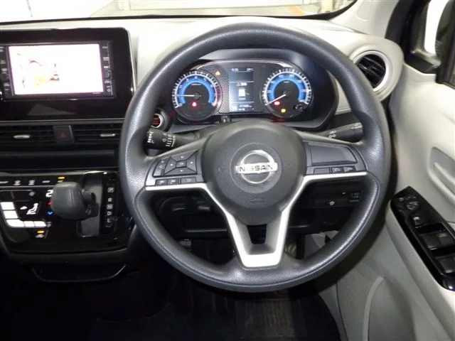 Nissan Dayz  с аукциона в Японии