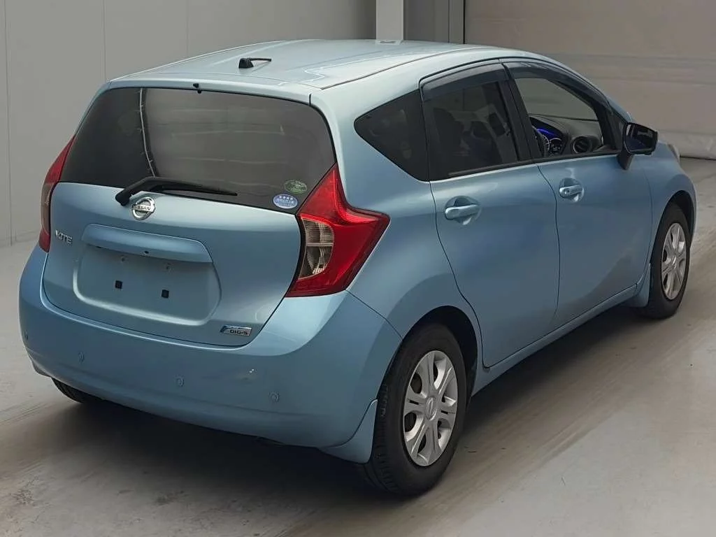 Nissan Note  с аукциона в Японии
